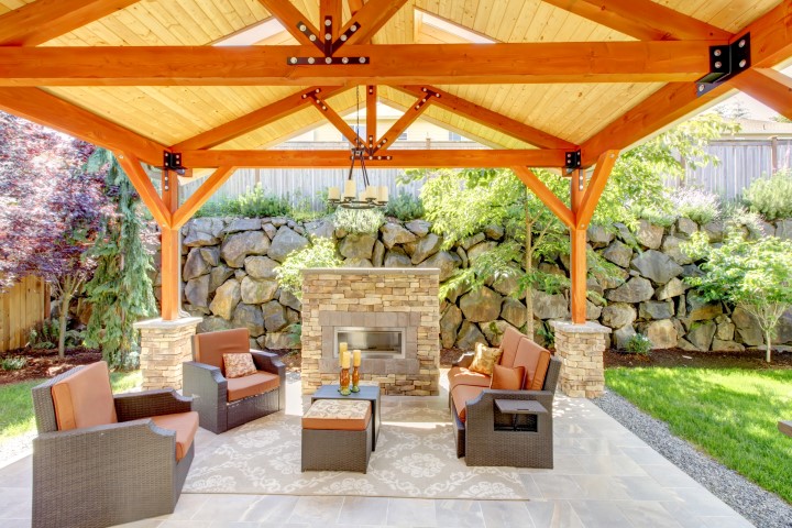 Outdoor Furniture Must-Haves